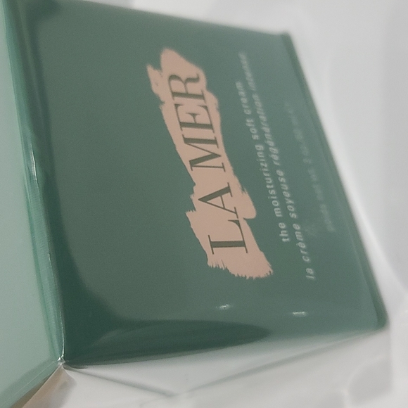 SEALED ✅La Mer The Moisturizing Soft Cream Moisturizer 2oz / 60mL ✨ SEALED BOX - Picture 6 of 16